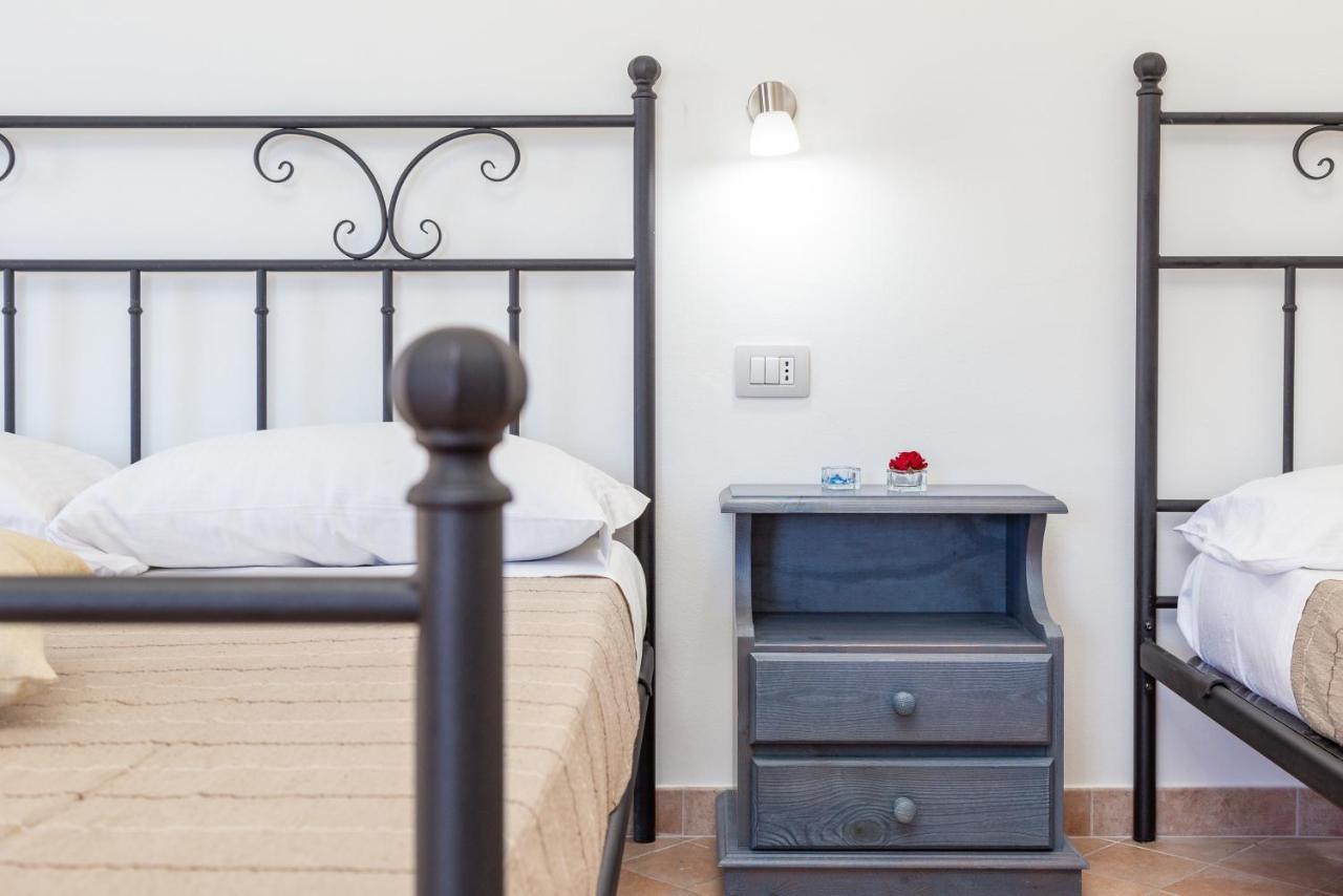 H14 Porto Frailis Hotel Arbatax Bagian luar foto