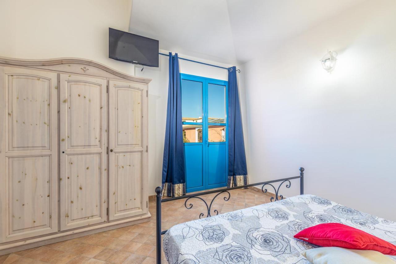 H14 Porto Frailis Hotel Arbatax Bagian luar foto